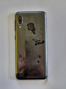 Samsung A20e 3Gb/32Gb - 4
