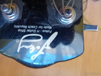 Kytara, kombo,futrál.Prodám i zvlášt. - 4