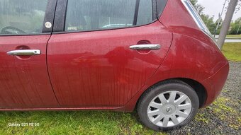 Leaf, ČR, 2016, 120km dojezd, po 2maj., 24kW - 4