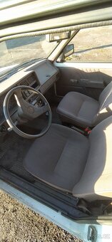 Škoda favorit - 4