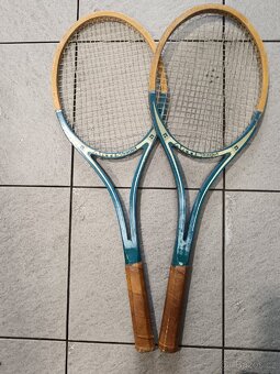 Staré tenisové rakety artis - 4