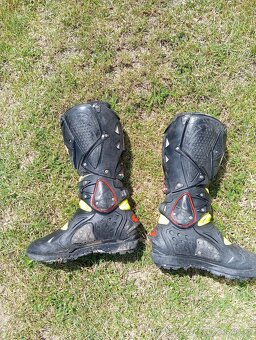 Boty Side crossfire 44 - 4