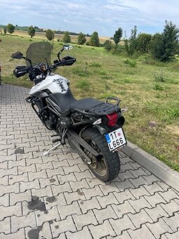 Triumph Tiger 800 - 4
