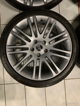 Alu kola Škoda R18 5X112 LETNÍ PNEU 225/40 R18 LUXON DOT 24 - 4