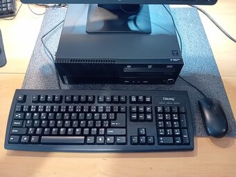 PC + monitor + klávesnice a myš - 4