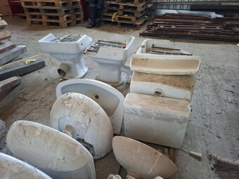 Umývadla, výlevky - 4