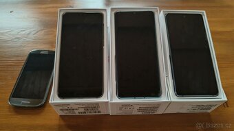 2x telefon Samsung, 2x telefon Huawei a 1x tablet Lenovo - 4