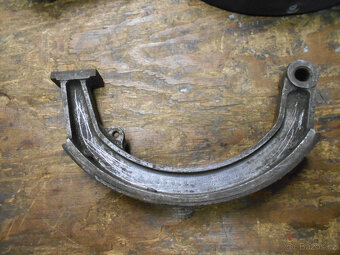 škoda 422 , Praga Walter Fiat 508c  brzdy ,Trabant - 4