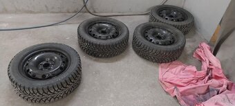 Kola fabia 2 zimni r15 - 4