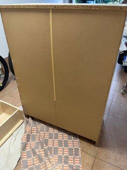 Dětská skříňka - 4