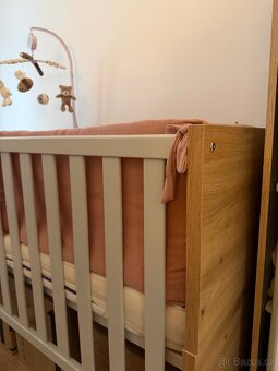 Dětská postýlka + přebalovací komoda + matrace - 4