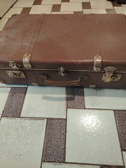 Psací stroj, kufry - 4