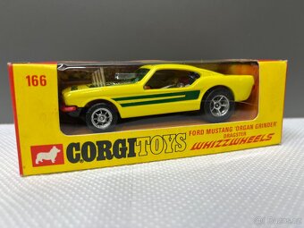 Corgi Toys Mustang - 4