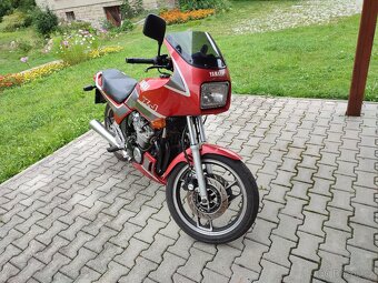 REZERVOVÁNO - Yamaha XJ600 51j - 4