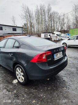 Volvo S60 - 4