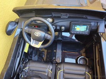 Dětské elektrické auto - 4