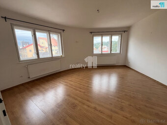 Prodej zrekonstruovaného bytu 2+kk (56m2), ulice Dukelské ná - 4