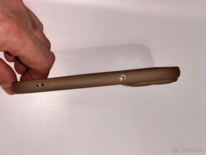 Prodám obal na Iphone 15 Pro - 4