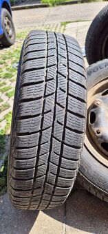 Zimní pneu 165/70r14 s disky fabia 1 + poklice - 4