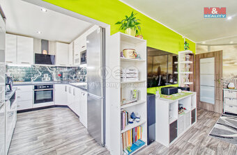 Prodej bytu 2+1, 69 m², OV, Žatec, ul. Husova - 4