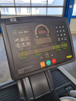 Profi fitness crossový trenažér Technogym Vario 1000 Led, 20 - 4