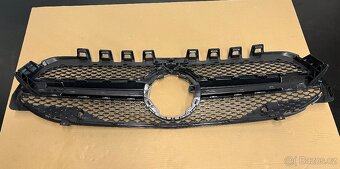 Mercedes CLA AMG maska grill - 4