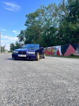 BMW e36 coupe 328i - 4