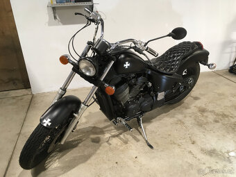 Honda VT600 Shadow - 4