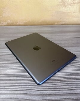 Apple iPad 7 32GB Space Gray, top stav - 4