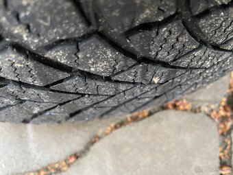 Prodám ZIMNÍ kola - 4