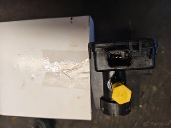 Čerpadlo aditiva Citroen Peugeot - 4