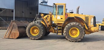 Nakladač VOLVO L180E rv 2002 - 4