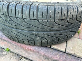FORD FIESTA ALU DISK + PNEU - 4