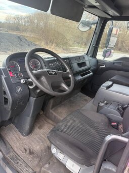 Man TGL 7.180 Skříň s H. čelem - 4