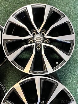 5x114,3 R18 Originál Alu Toyota Highlander 2021 + senzor - 4