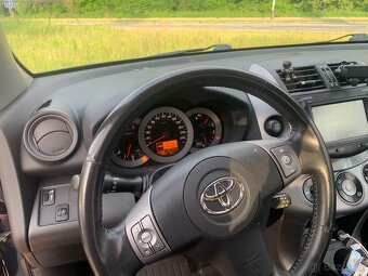 Prodám auto toyota - 4