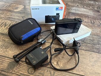 Foťák Sony Cyber-shot DSC HX90V - 4