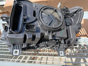 BMW F25 NOVÝ PŘEDNÍ BIXENON - 4
