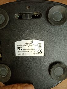 Joystick genius fighter F - 4