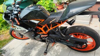 KTM RC 125 - 4