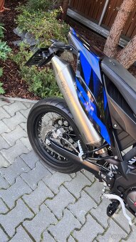 Aprilia sx 125 supermoto - 4