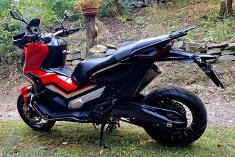 Honda X-ADV 750 - 4