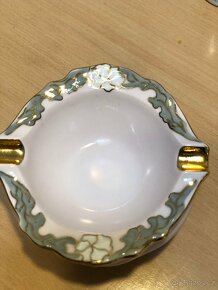 Popelník,zdoben zlatem, růžový porcelán, zn. Chodov - 4