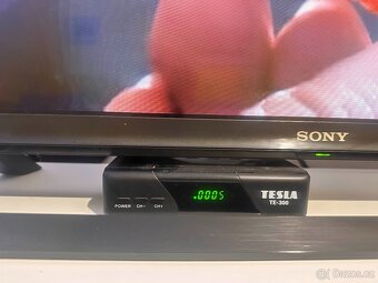 40" Sony Bravia KDL-40RD450B + Set-top box - 4