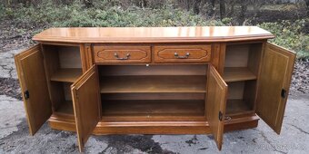 Masivní rustikální dlouhá komoda - 4