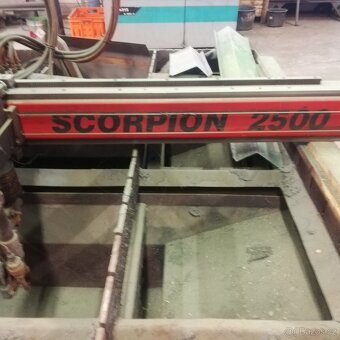 Plasma Scorpions 2500 - 4