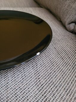 Čtyři černé keramické talíře zn. IKEA - 4