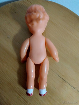 Retro sada - šatní skříň s panenkami a oblečením - 4