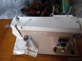 Šicí stroj - 4