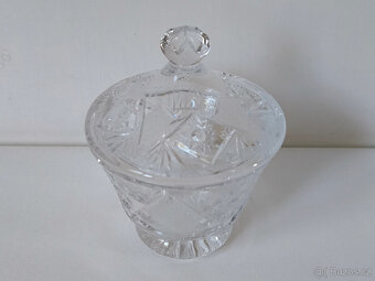 Váza s víkem do špičky - 4